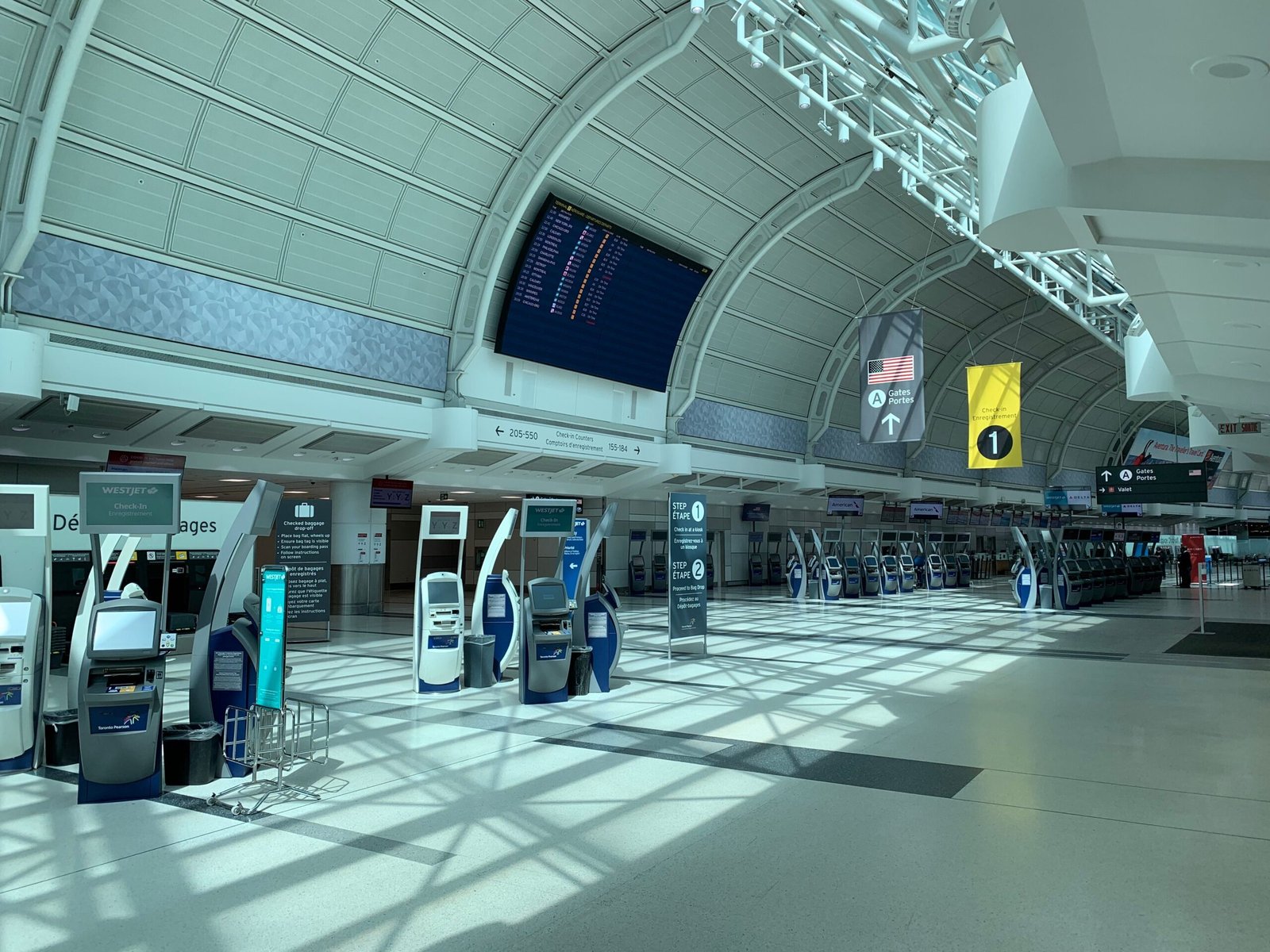 airport yvz