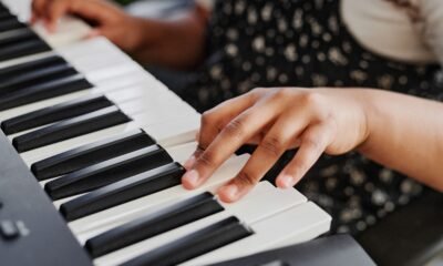 Easy Christmas Songs on Piano